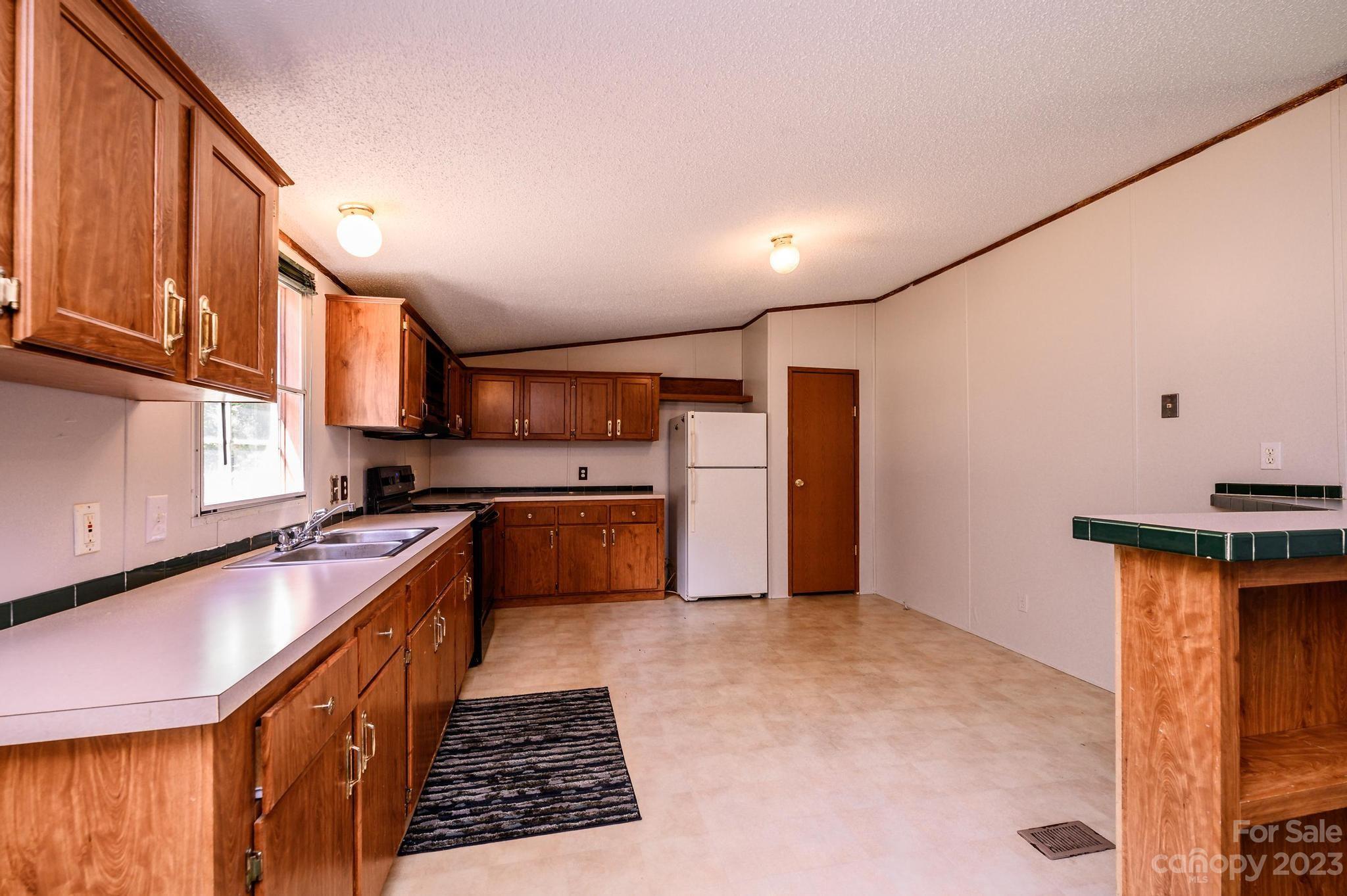 965 Advent Church Road Granite Falls, NC 28630 - Photo 11 of 30 Gallery Image 11