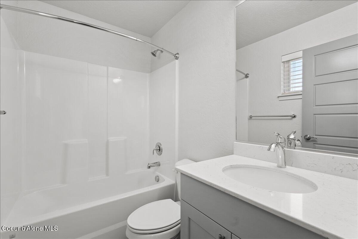 1360 Mordyl Loop Post Falls, ID 83854 - Photo 19 of 25 18