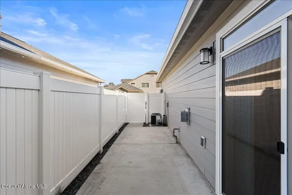 $431,997 | 1360 Mordyl Loop, Post Falls, ID 83854