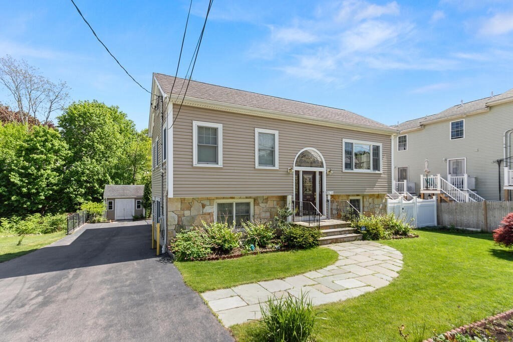 296 College Farm Road Waltham, MA 02451 - Photo 2 of 27