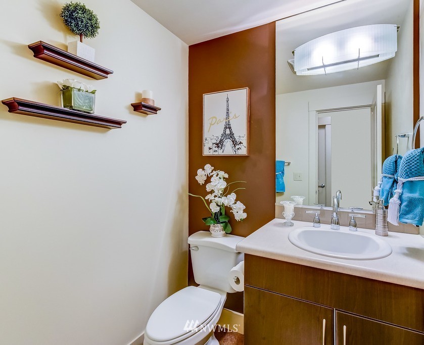 23015 Edmonds Way, Unit A202 Edmonds, WA 98020 - Photo 13 of 25 Gallery Image 13
