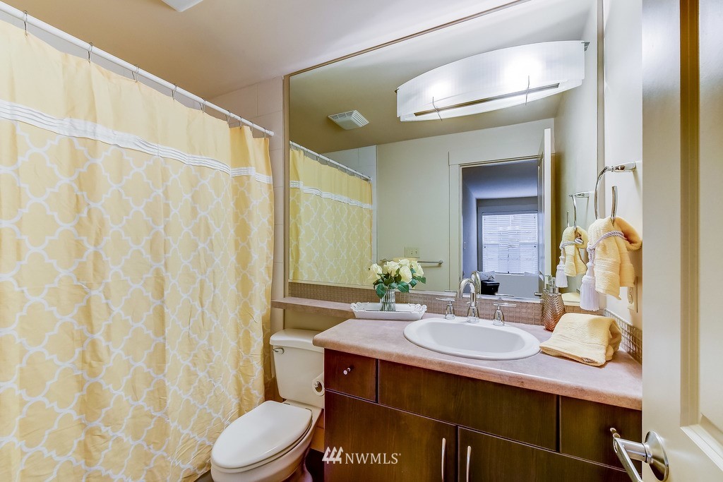 23015 Edmonds Way, Unit A202 Edmonds, WA 98020 - Photo 17 of 25 Gallery Image 17