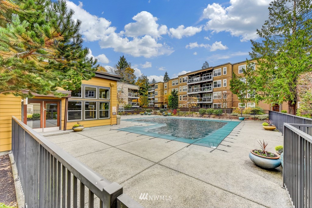 23015 Edmonds Way, Unit A202 Edmonds, WA 98020 - Photo 23 of 25 Gallery Image 23