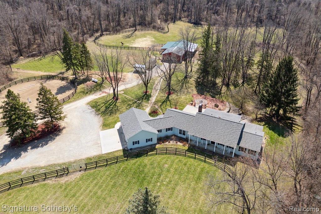 4715 Fox Lake Road Goodrich, MI 48438 - Photo 1 of 53