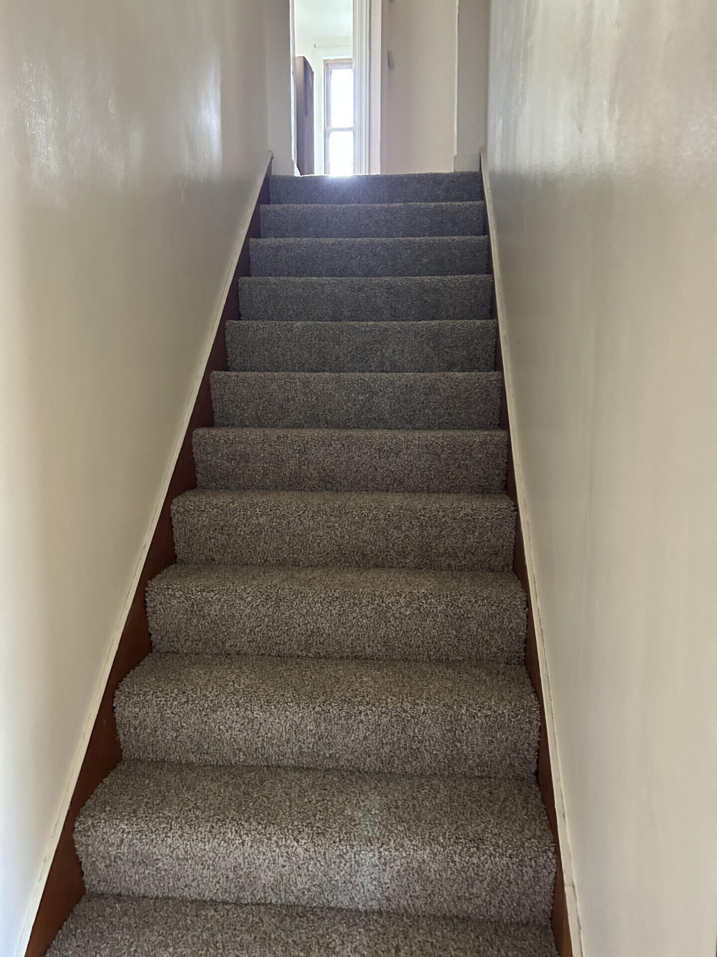 2745 South 68th Street Milwaukee, WI 53219 - Photo 5 of 28 2745S68thSt_70007_5