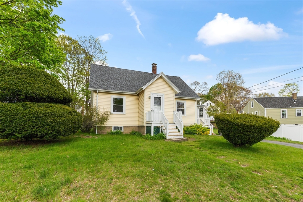 48 Riverbank Road Saugus, MA 01906 - Photo 2 of 34 Gallery Image 2