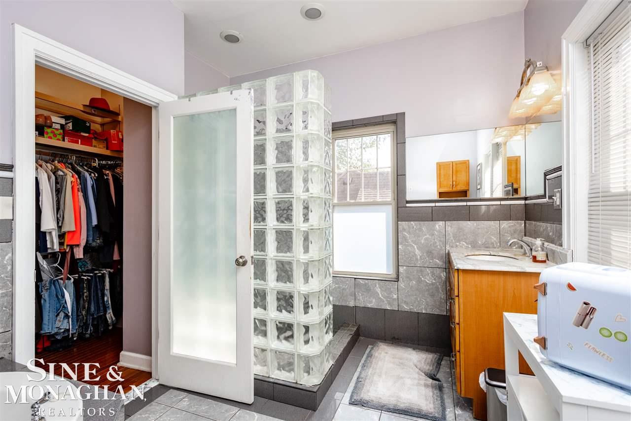 954 Barrington Road Grosse Pointe Park, MI 48230 - Photo 22 of 44