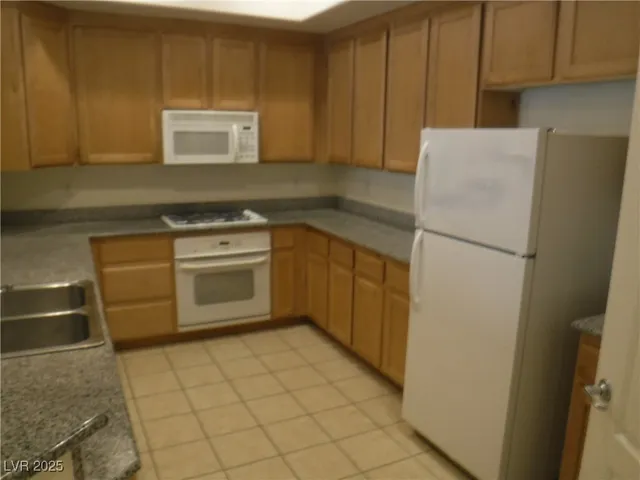 $1,375 | 50 East Serene Avenue, Unit 204, Las Vegas, NV 89123