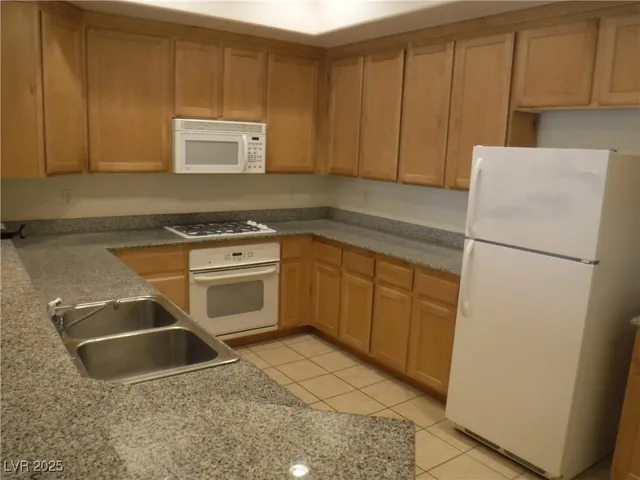 $1,375 | 50 East Serene Avenue, Unit 204, Las Vegas, NV 89123