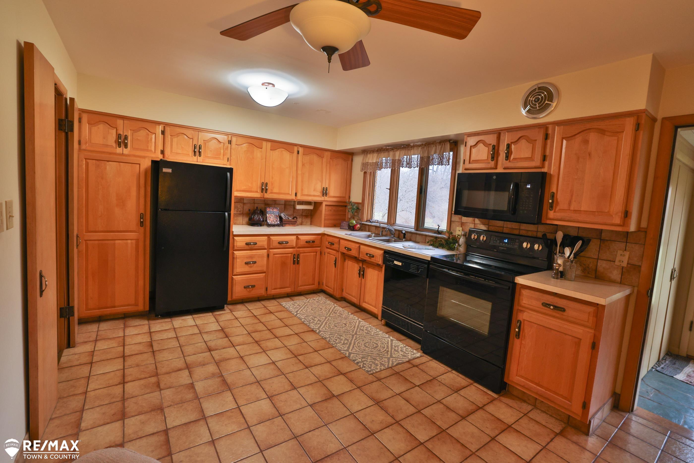 1198 North Dye Road Flint, MI 48532 - Photo 11 of 48 Gallery Image 11