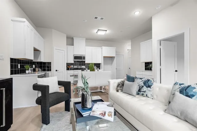 $499,990 | 2340 Alsiddiq Drive, Irving, TX 75062