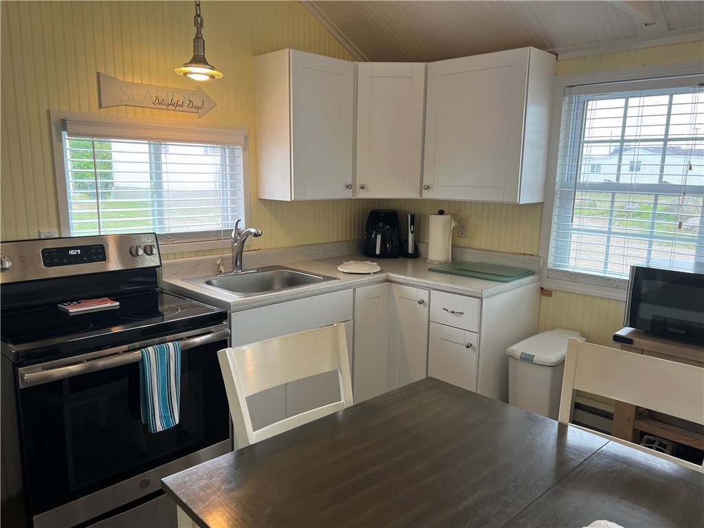271 Great Island Road Narragansett, RI 02882 - Photo 7 of 36
