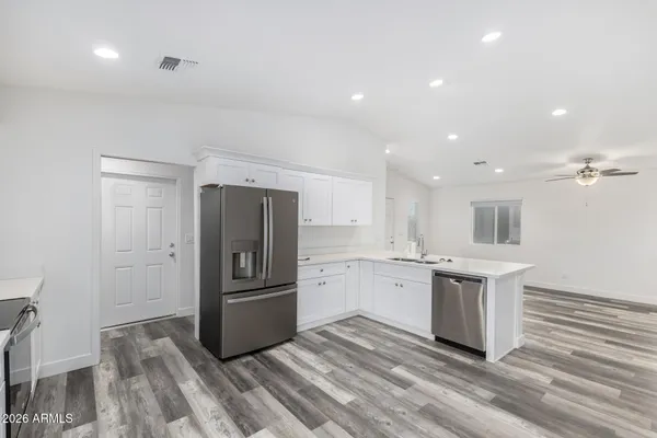 $270,000 | 860 South Main Street, Coolidge, AZ 85128