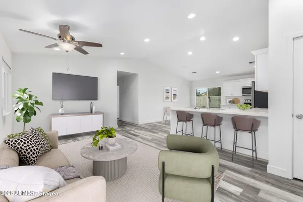 $270,000 | 860 South Main Street, Coolidge, AZ 85128