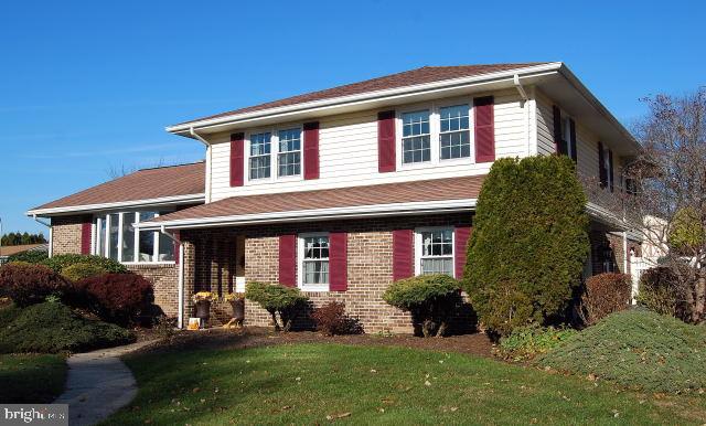 722 Loblolly Lane Reading, PA 19607 - Photo 1 of 30 Front elevation (SW)