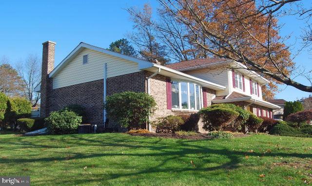 722 Loblolly Lane Reading, PA 19607 - Photo 4 of 30 Northwest side