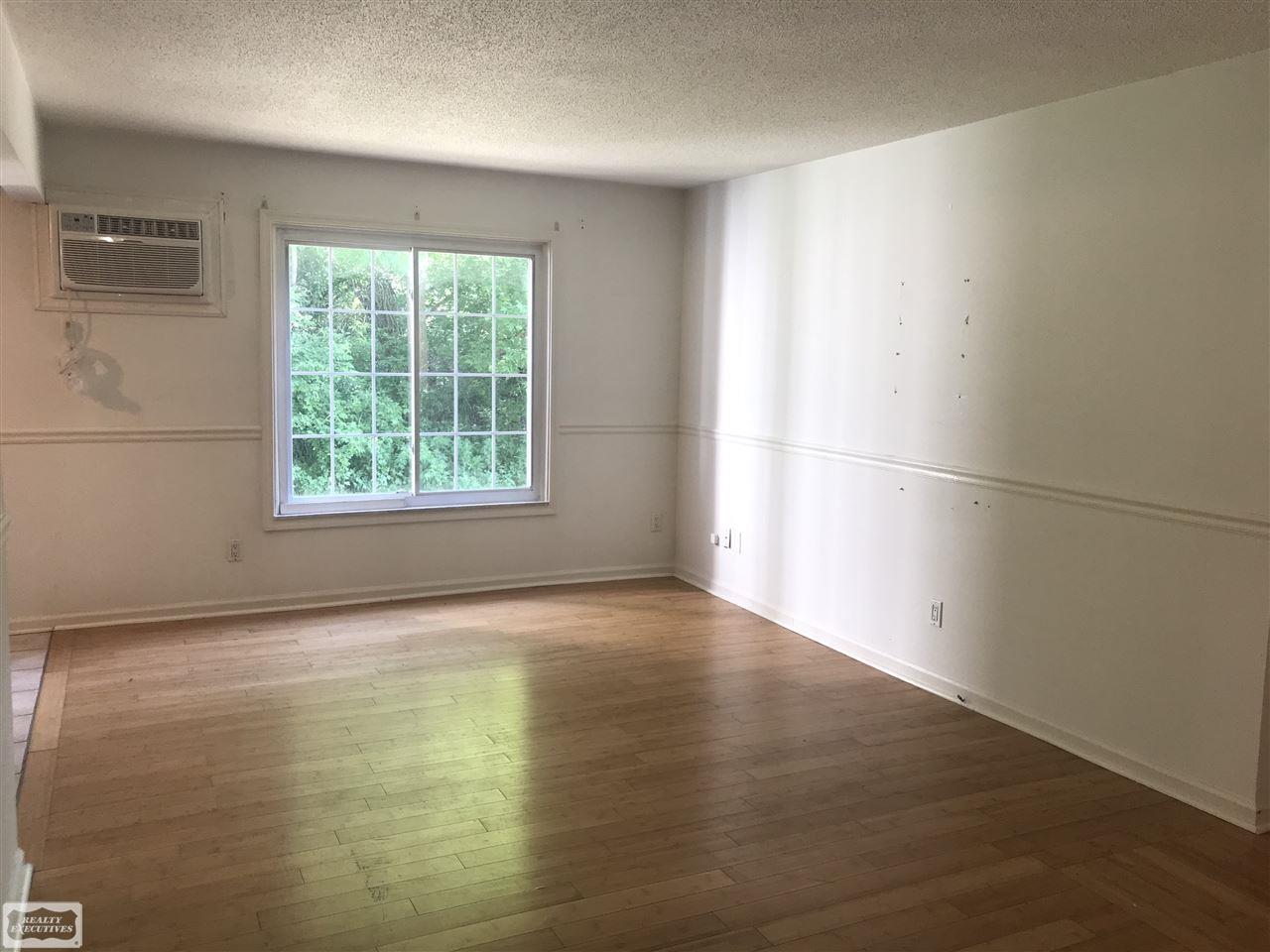8146 24 Mile Road Utica, MI 48316 - Photo 6 of 13 50014758-5.JPG