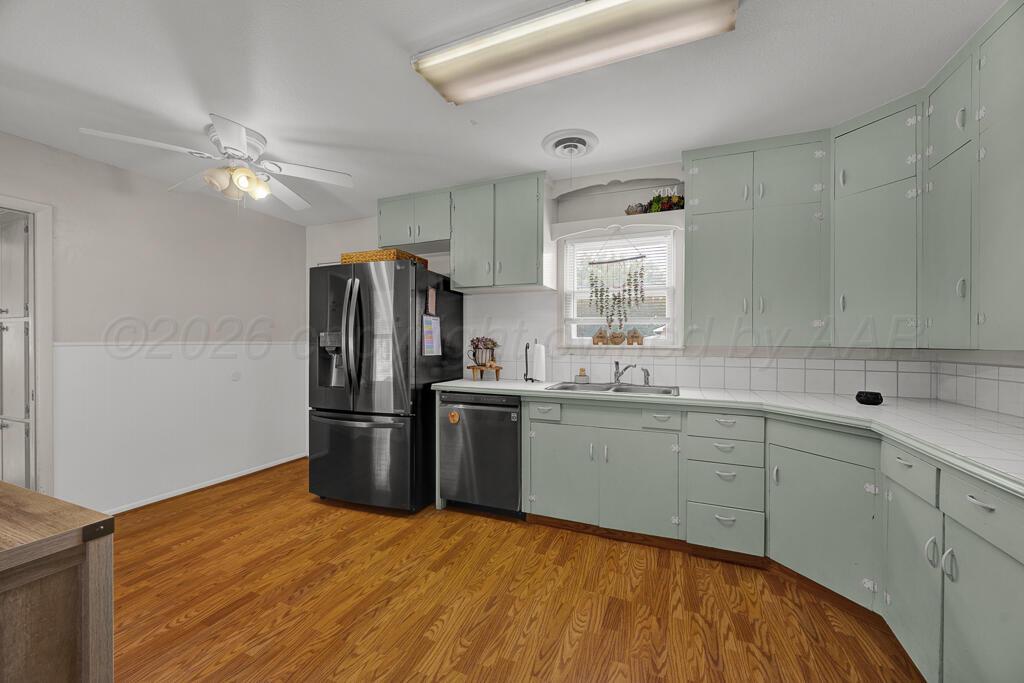 4000 Parker Street Amarillo, TX 79110 - Photo 11 of 25 kitchen 2