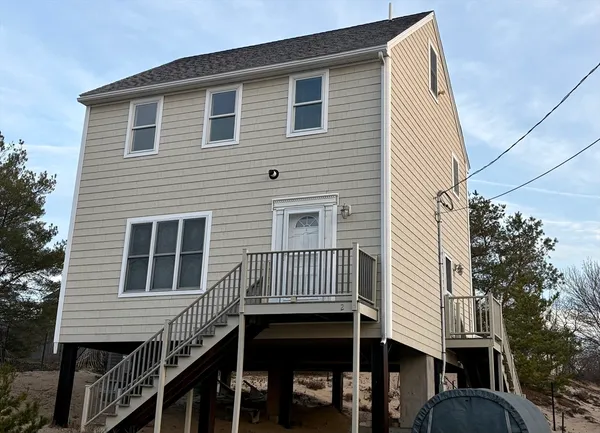 $2,800 | 2 Sandy Way, Newbury, MA 01951