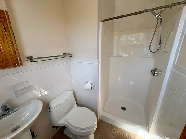 $2,800 | 2 Sandy Way, Newbury, MA 01951