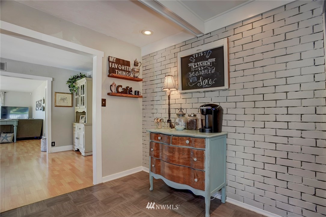 3248 Rocky Point Road Northwest Bremerton, WA 98312 - Photo 14 of 29 Gallery Image 14