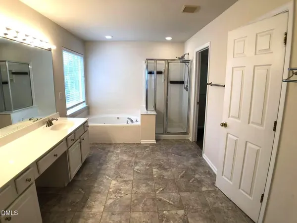 $2,395 | 206 Millicent Way, Morrisville, NC 27560