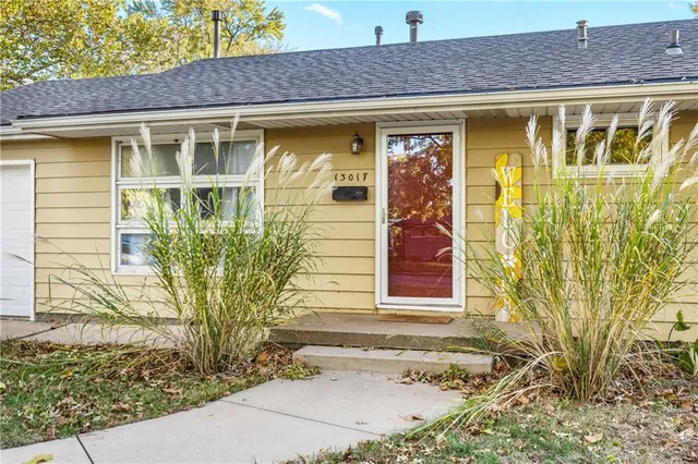 $250,000 | 13017 West 92nd Street, Lenexa, KS 66215