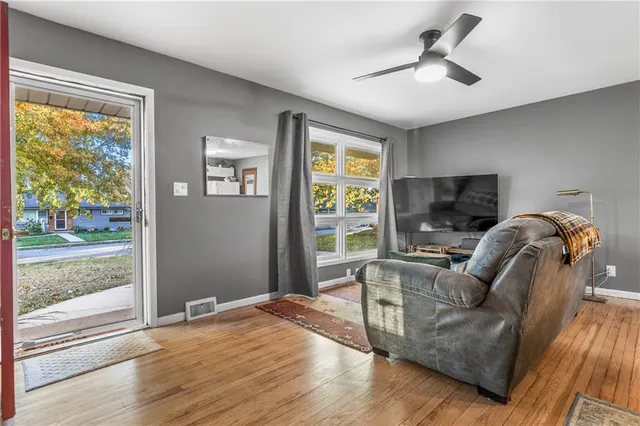 $250,000 | 13017 West 92nd Street, Lenexa, KS 66215