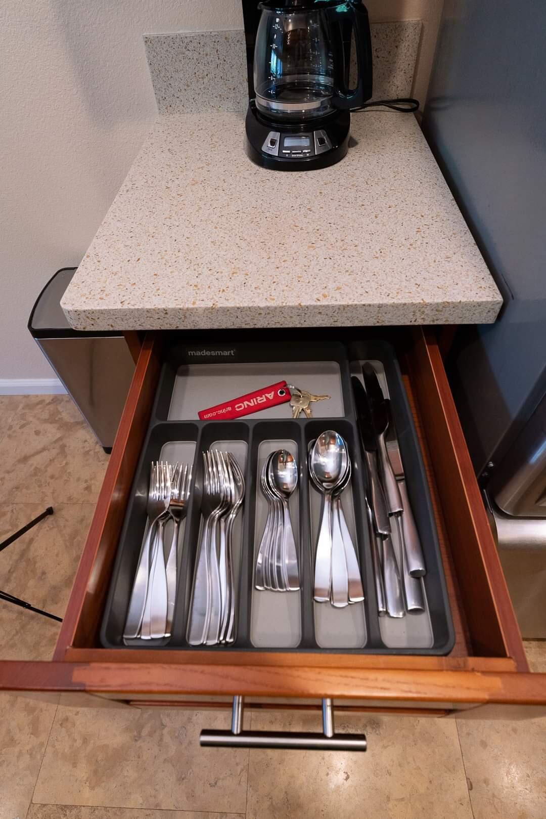 351 North Hermosa Drive, Unit 2A2 Palm Springs, CA 92262 - Photo 12 of 17 a view of rack