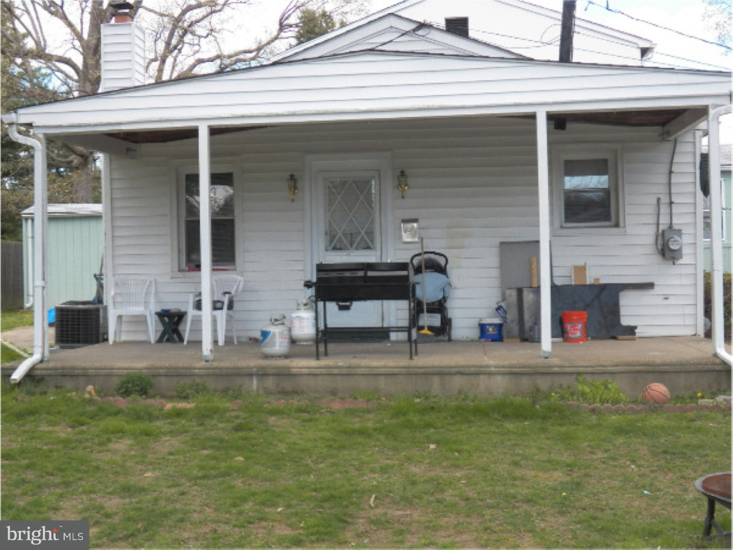 703 Raleigh Court Wallingford, PA 19086 - Photo 1 of 7 Exterior Front
