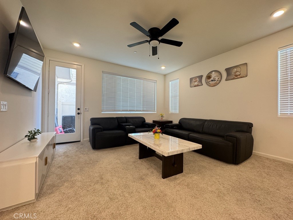 10201 Oxbow Loop Riverside, CA 92503 - Photo 28 of 39