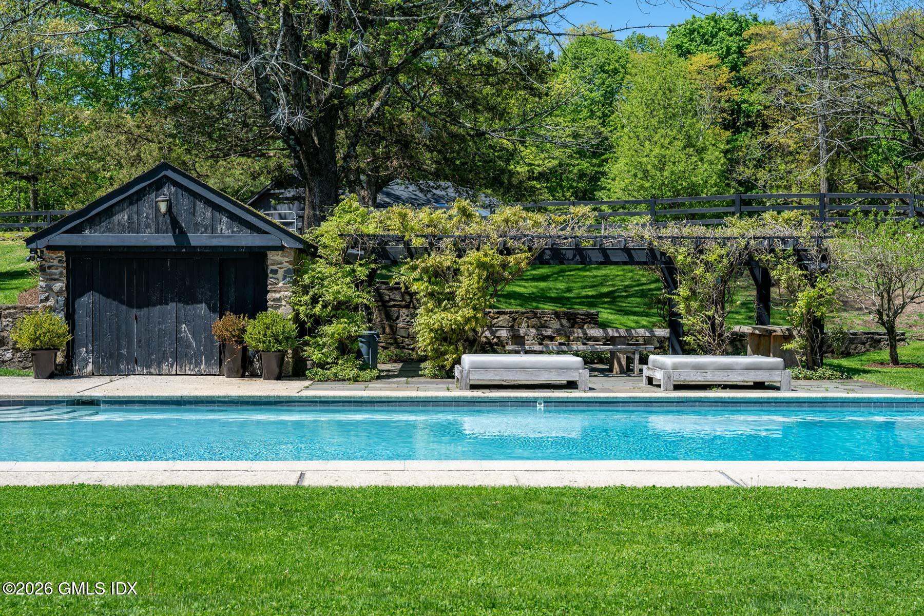 640 Round Hill Road Greenwich, CT 06831 - Photo 43 of 60 640 Round Hill Rd EXT 05-2026 20 - WEB