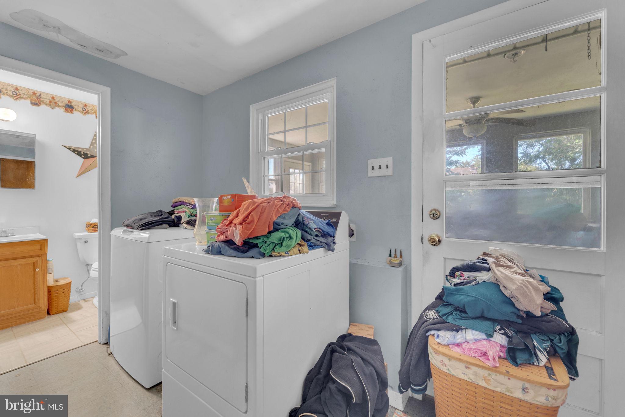113 Lafayette Road Beverly, NJ 08010 - Photo 25 of 29 Laundry Room