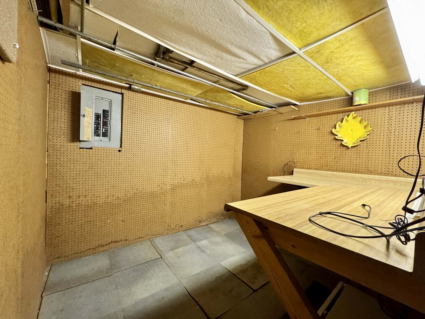 5437 North Linder Avenue Chicago, IL 60630 - Photo 24 of 28 a bathroom with a sink and a mirror