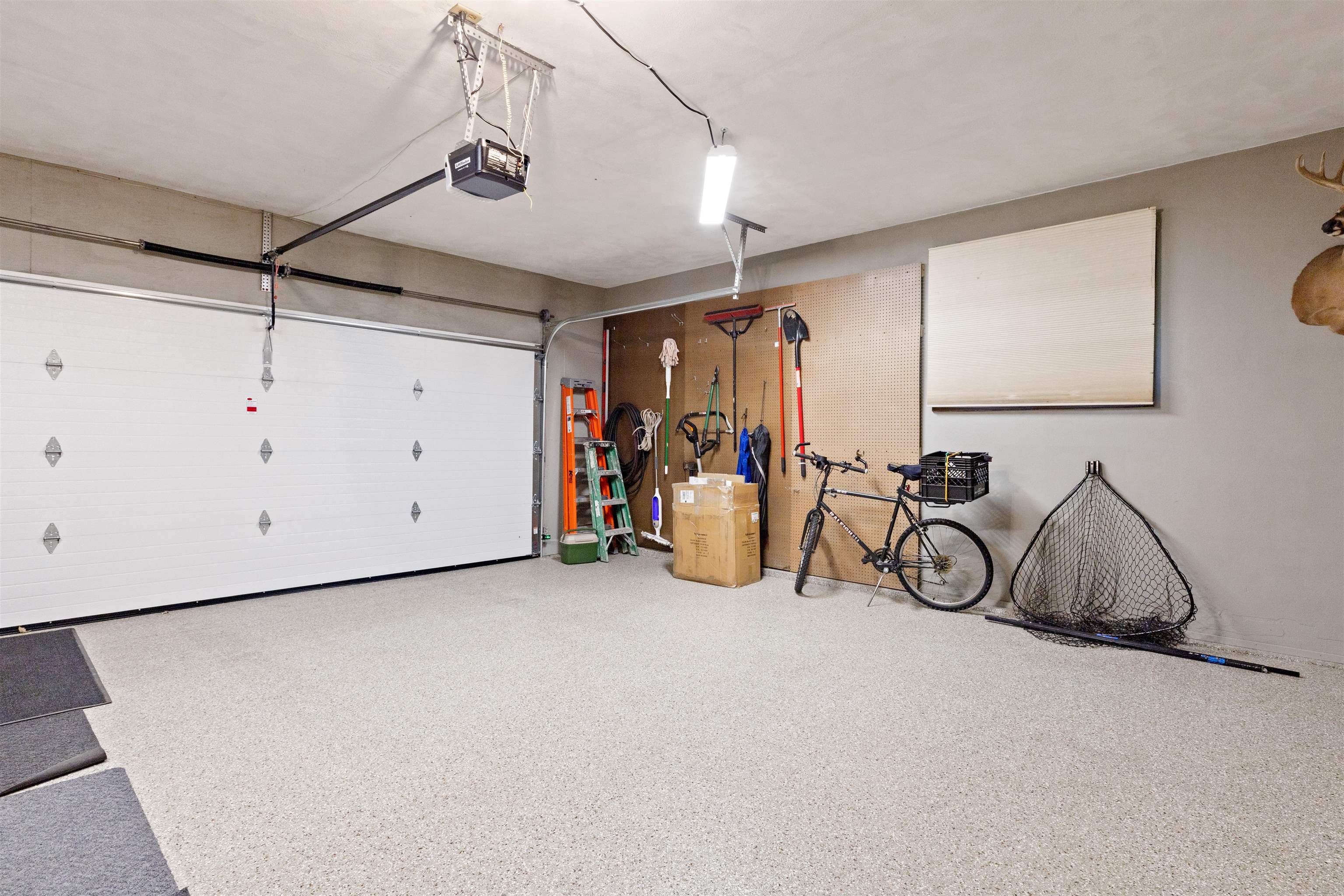 2518 Mandrake Drive Rockford, IL 61108 - Photo 40 of 50 a view of a room with gym equipment