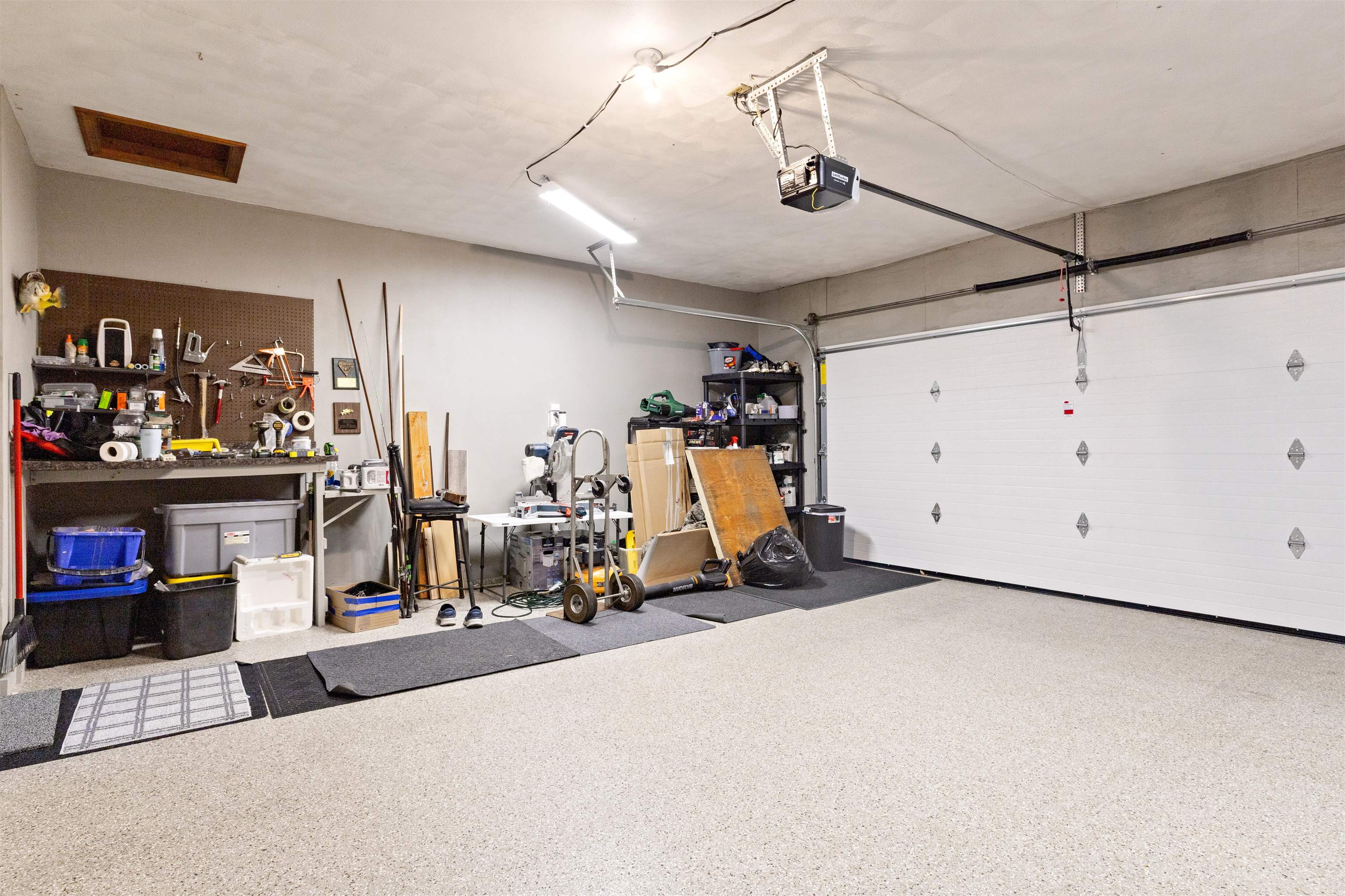 2518 Mandrake Drive Rockford, IL 61108 - Photo 41 of 50 a view of a room with gym equipment