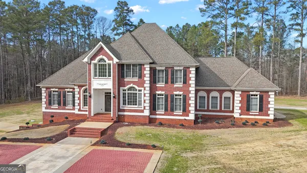 $890,000 | 115 Winding Way, Fayetteville, GA 30214
