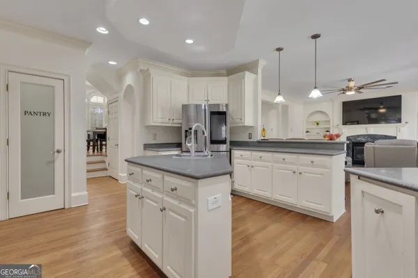 $890,000 | 115 Winding Way, Fayetteville, GA 30214