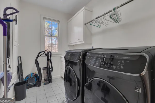 $890,000 | 115 Winding Way, Fayetteville, GA 30214