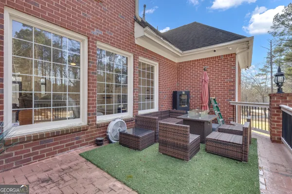 $890,000 | 115 Winding Way, Fayetteville, GA 30214