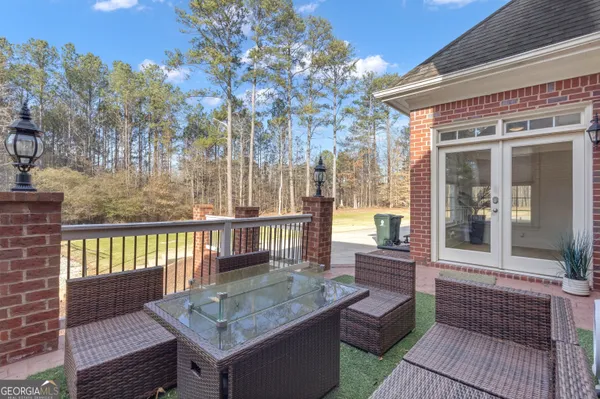 $890,000 | 115 Winding Way, Fayetteville, GA 30214
