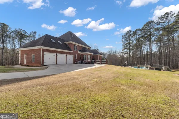 $890,000 | 115 Winding Way, Fayetteville, GA 30214