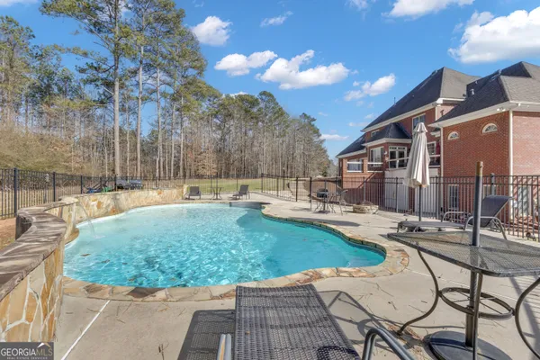 $890,000 | 115 Winding Way, Fayetteville, GA 30214