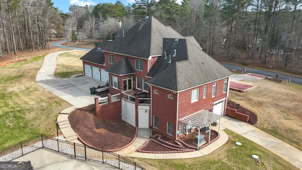 $890,000 | 115 Winding Way, Fayetteville, GA 30214