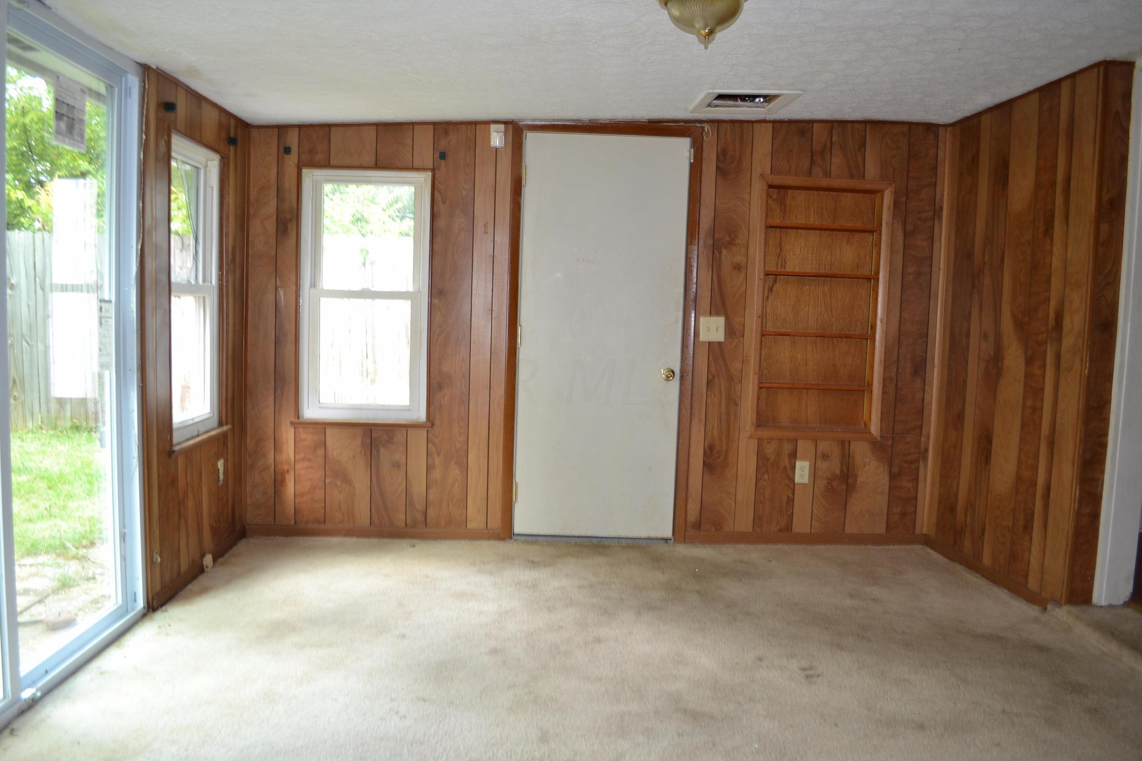 1757 Bostwick Road Columbus, OH 43227 - Photo 6 of 12 Gallery Image 6