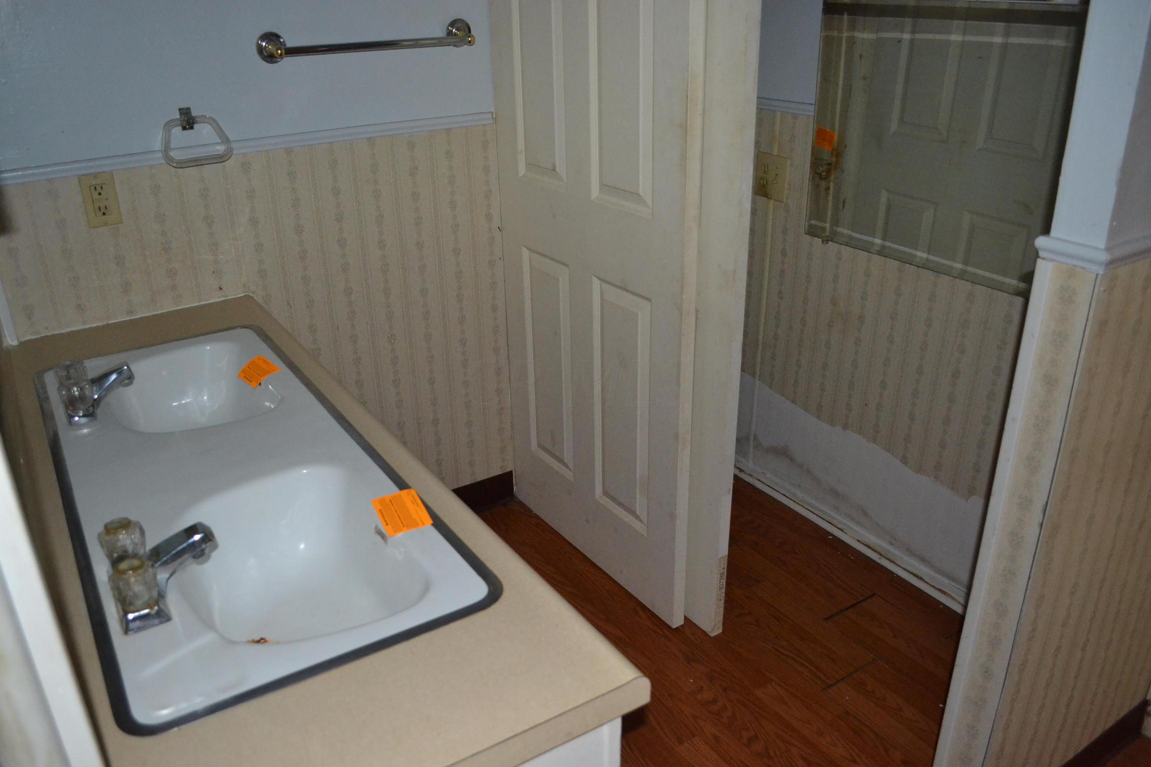 1757 Bostwick Road Columbus, OH 43227 - Photo 9 of 12 Gallery Image 9