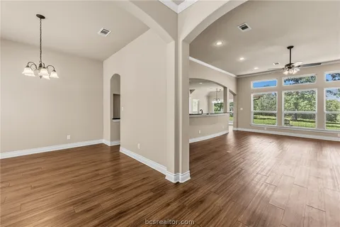 $599,000 | 325 Planter Pointe Drive, Normangee, TX 77871