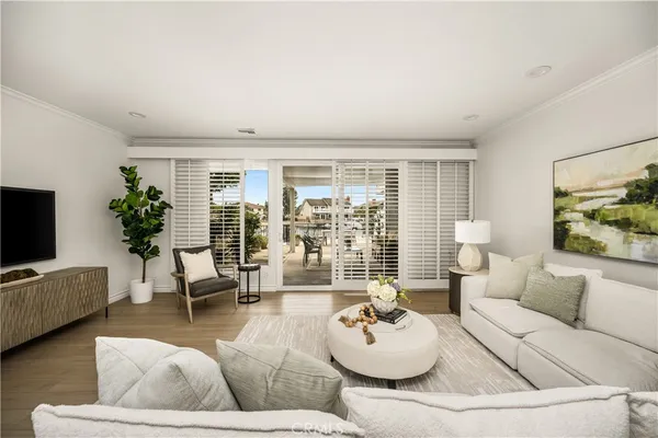 $1,950,000 | 3612 Windspun Drive, Huntington Beach, CA 92649