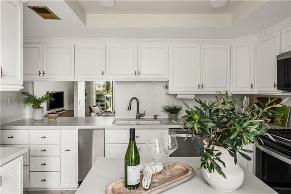 $1,950,000 | 3612 Windspun Drive, Huntington Beach, CA 92649