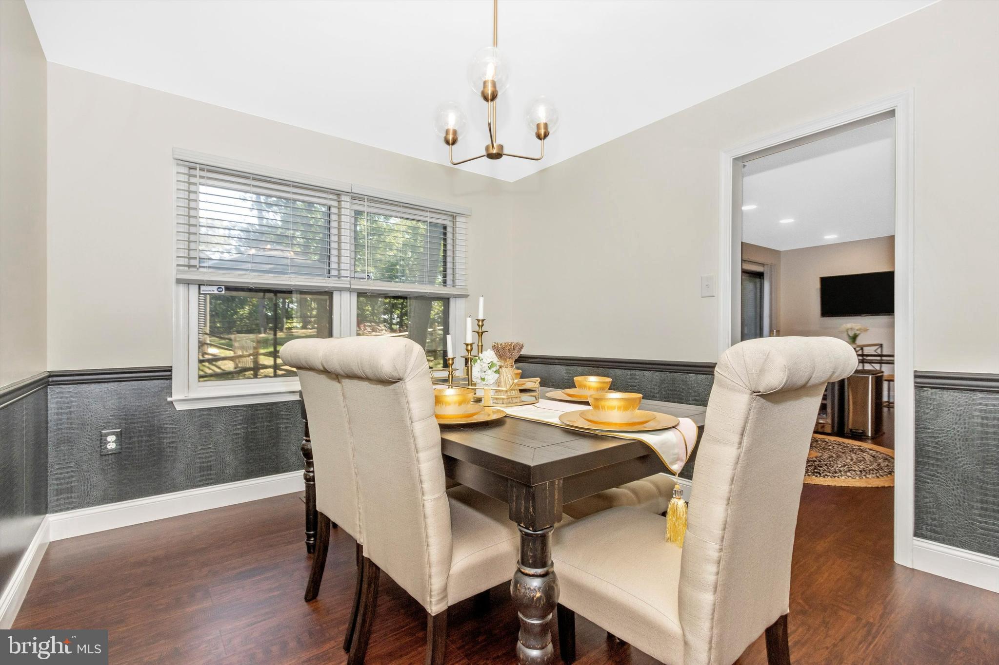 6633 East Lakeridge Road New Market, MD 21774 - Photo 9 of 64 Dining Room